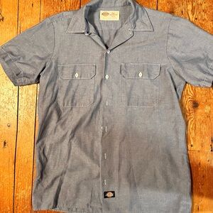 Dickies Men's Casual Gray Button Down Shirt